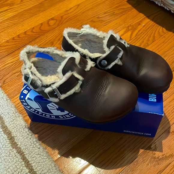 Birkenstock Shoes - Birkenstock shearling clog